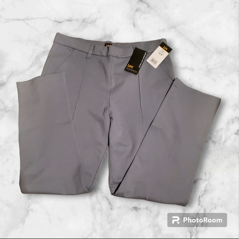 Lee women's straight leg, mid waist concrete grey size 16.